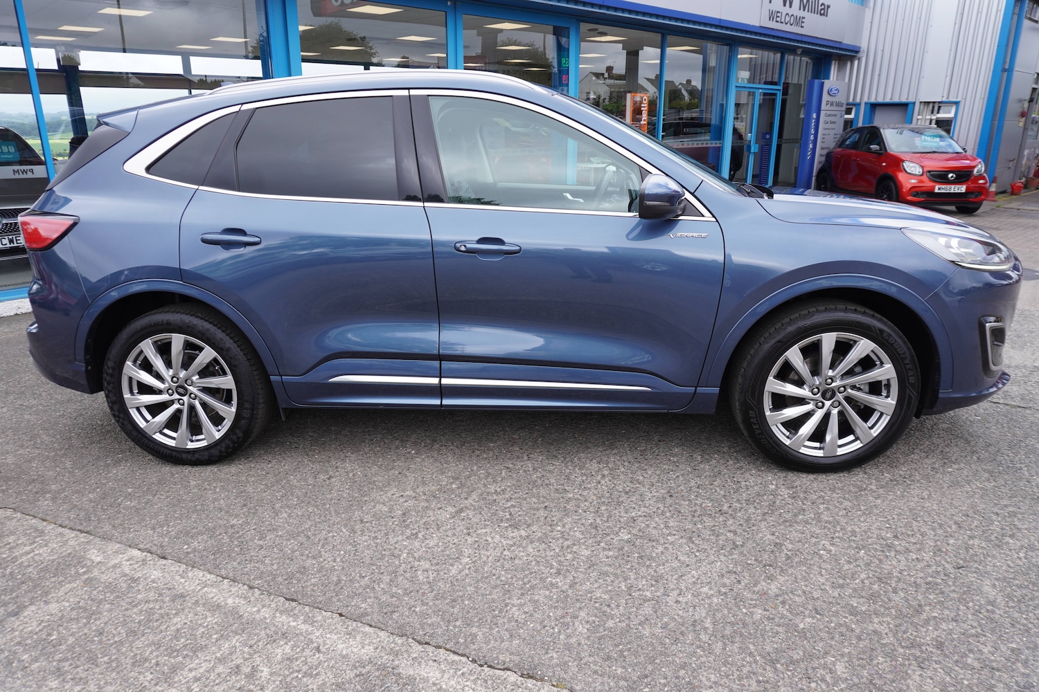 Used Ford Kuga 2021 for sale - 76598671: Photo 2