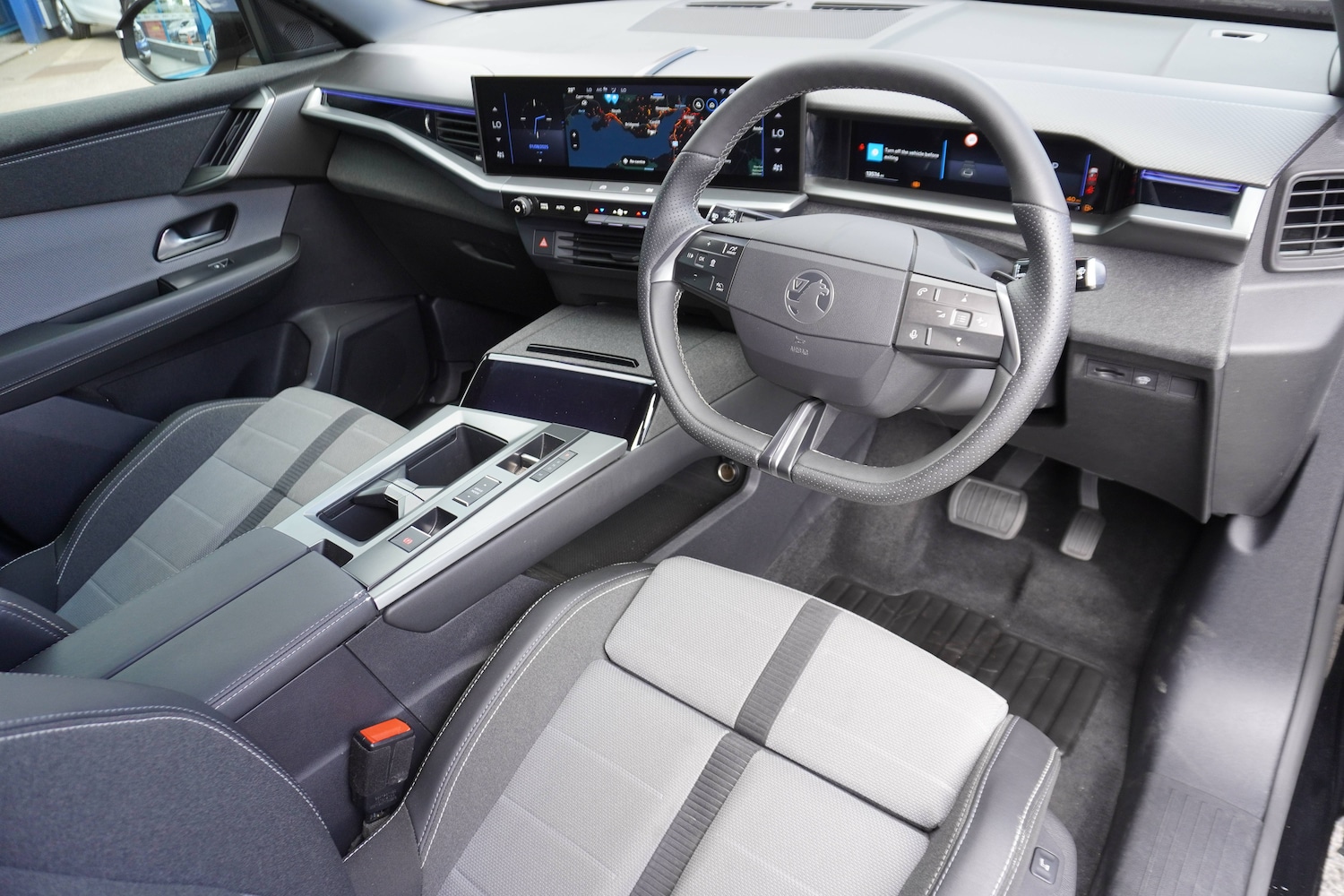 Used Vauxhall Grandland 2025 for sale - 76598624: Photo 4