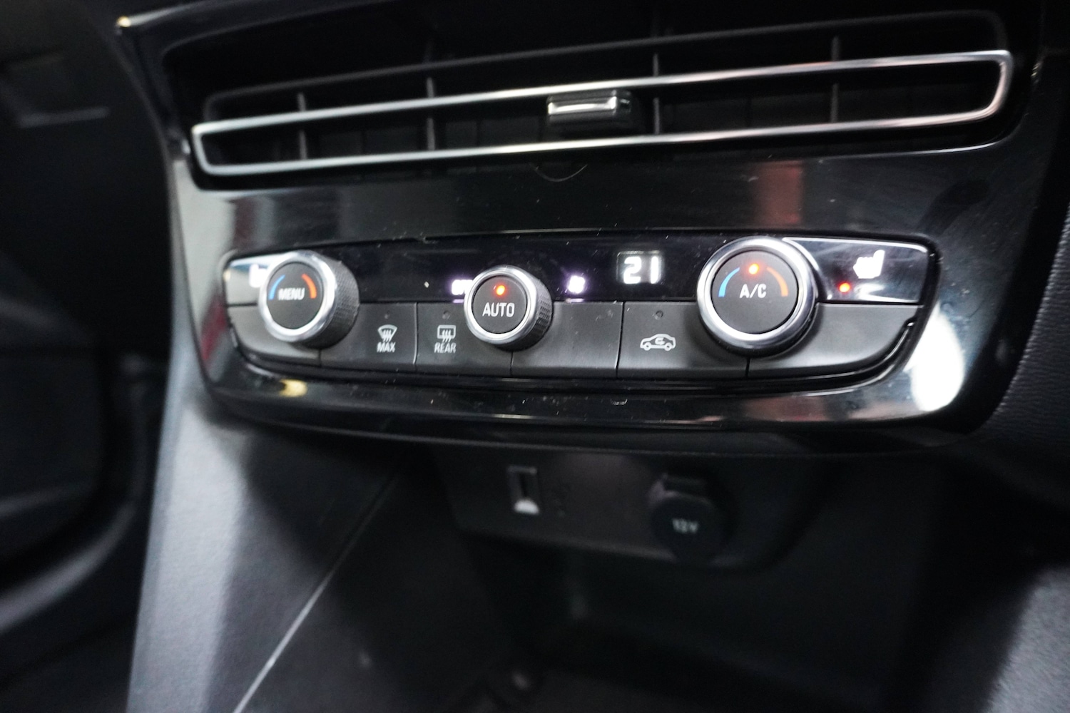 Used Vauxhall Mokka 2024 for sale - 76598655: Photo 24