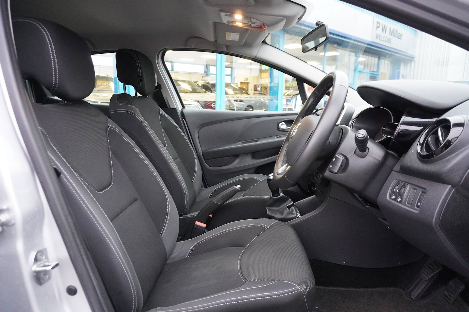 Used Renault Clio 2025 for sale - 76598698: Photo 6