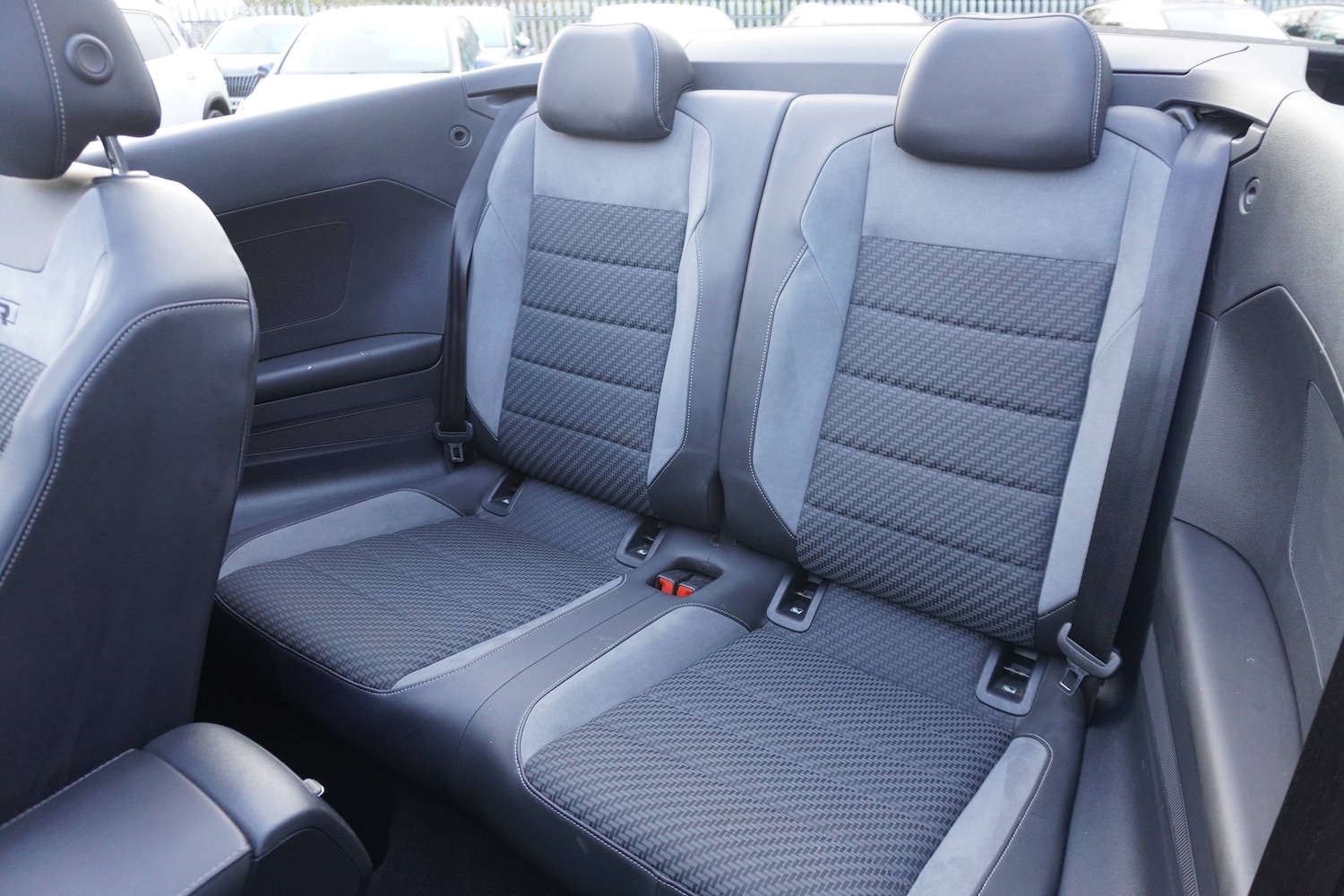 Used Volkswagen T-Roc 2021 for sale - 76763386: Photo 11