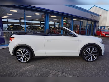 Used Volkswagen T-Roc 2021 for sale - 76763386: Photo