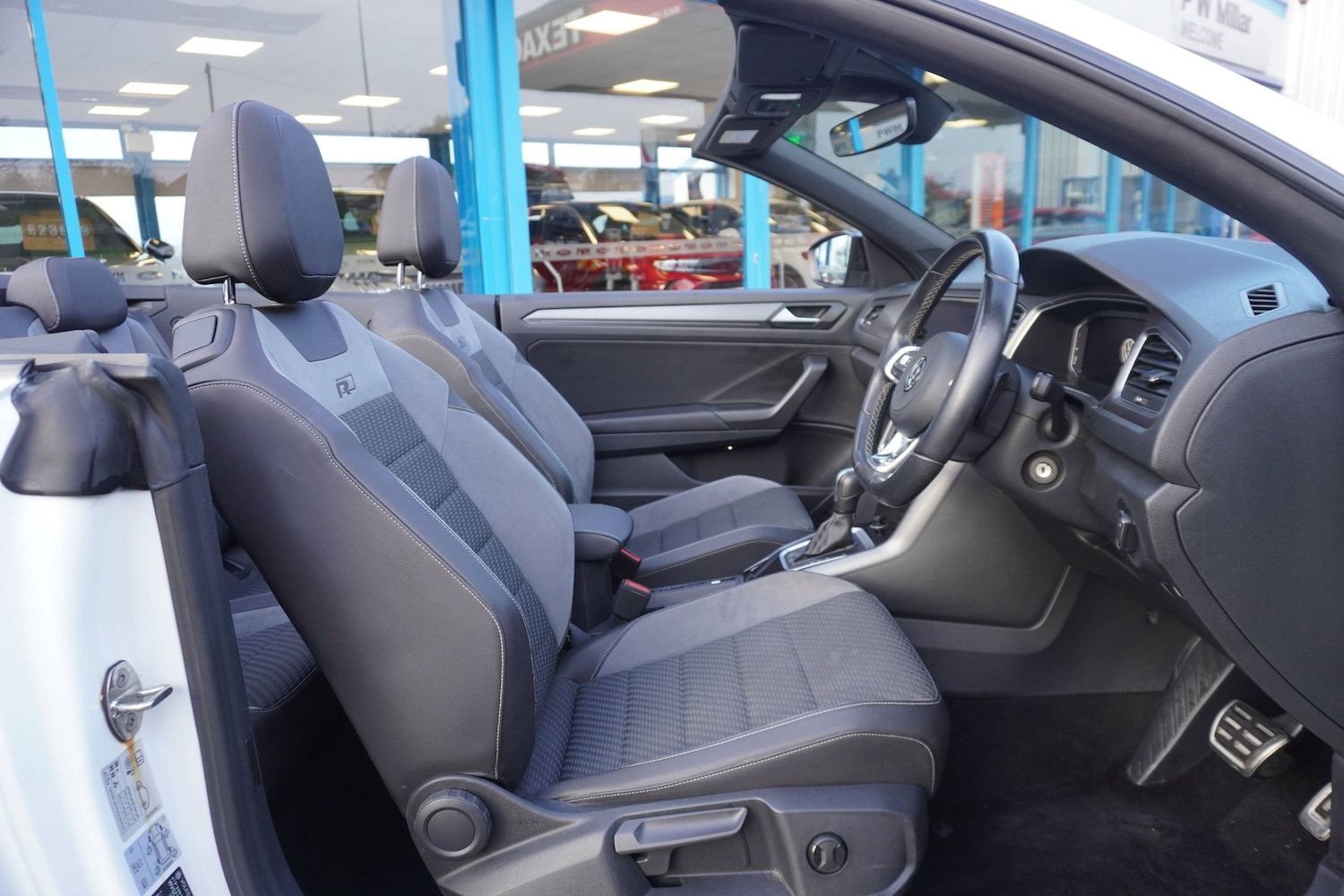 Used Volkswagen T-Roc 2021 for sale - 76763386: Photo 6