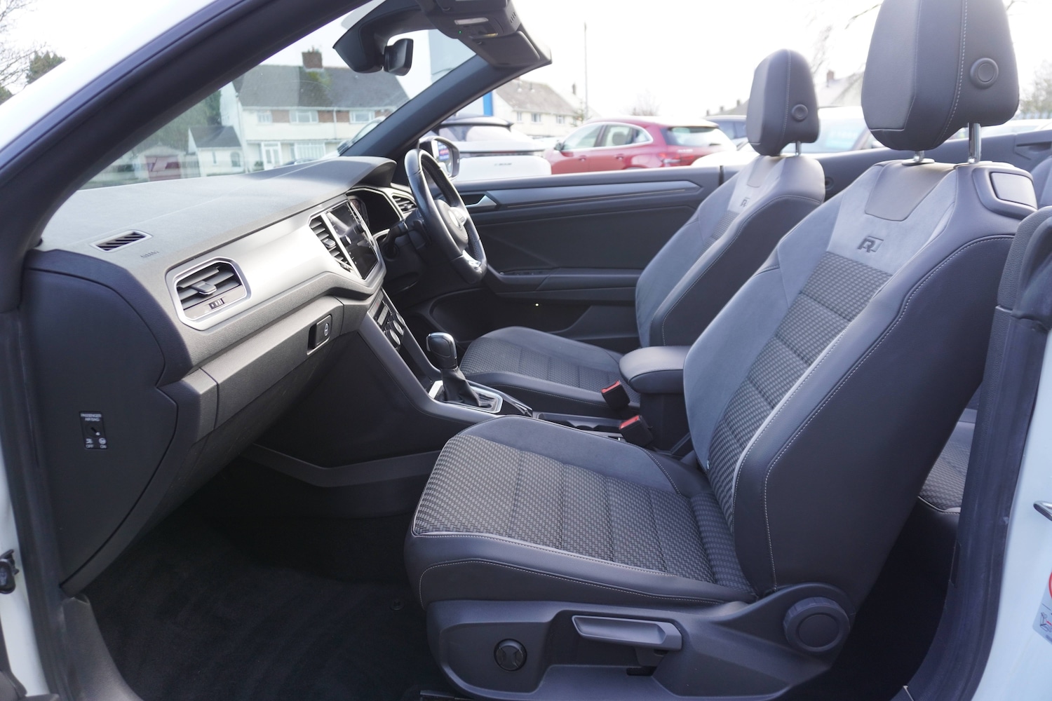 Used Volkswagen T-Roc 2021 for sale - 76763386: Photo 9