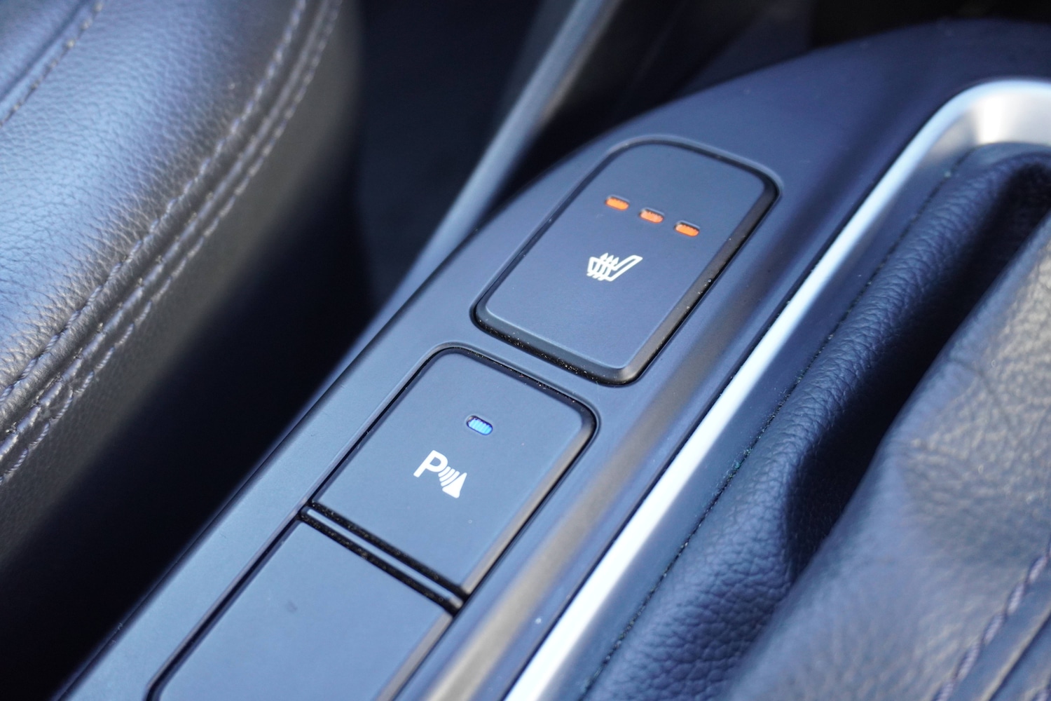 Used Hyundai Santa Fe 2016 for sale - 76627441: Photo 24