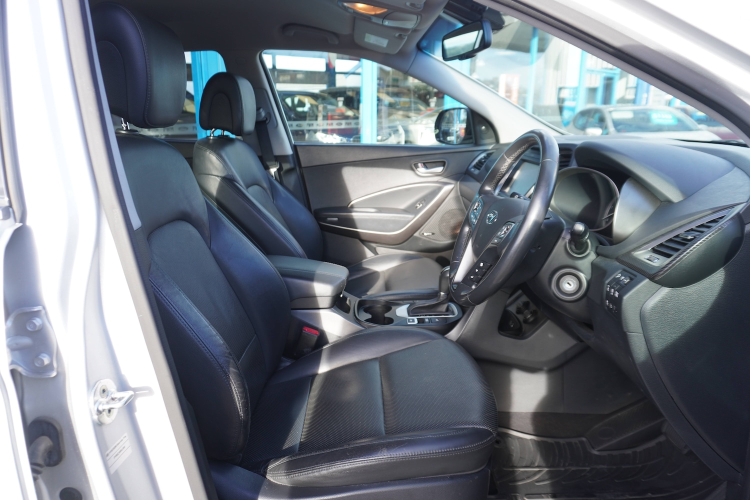 Used Hyundai Santa Fe 2016 for sale - 76627441: Photo 6