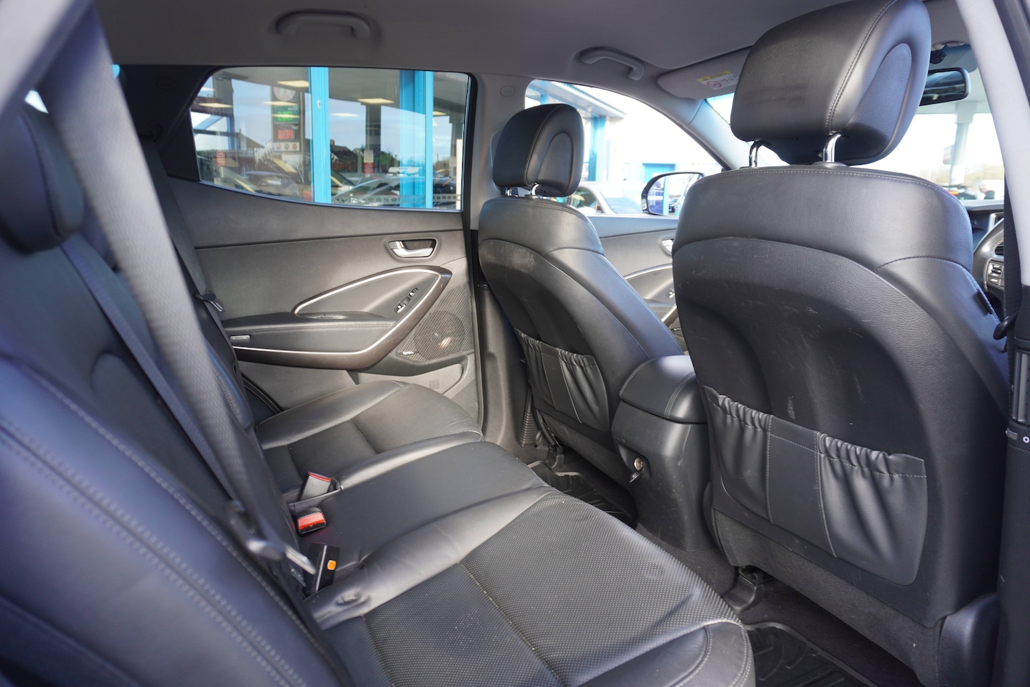 Used Hyundai Santa Fe 2016 for sale - 76627441: Photo 8