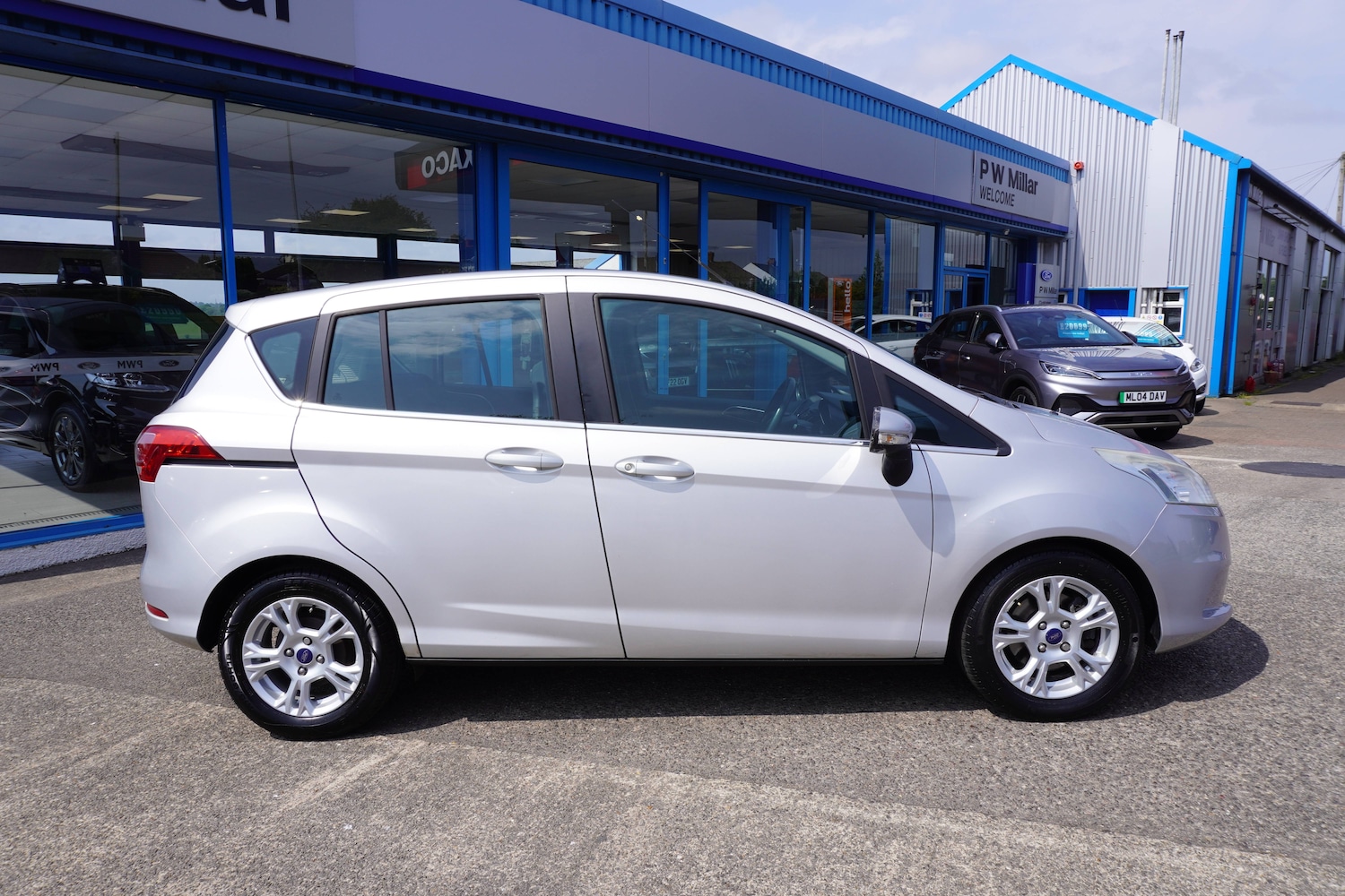 Used Ford B-MAX 2014 for sale - 76598629: Photo 2