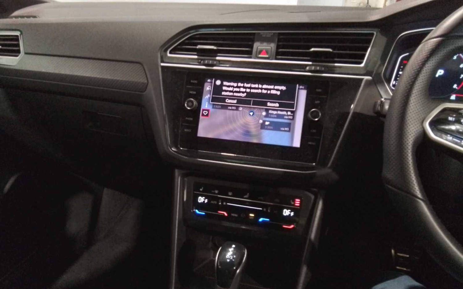 Used Volkswagen Tiguan 2020 for sale - 77223333: Photo 3