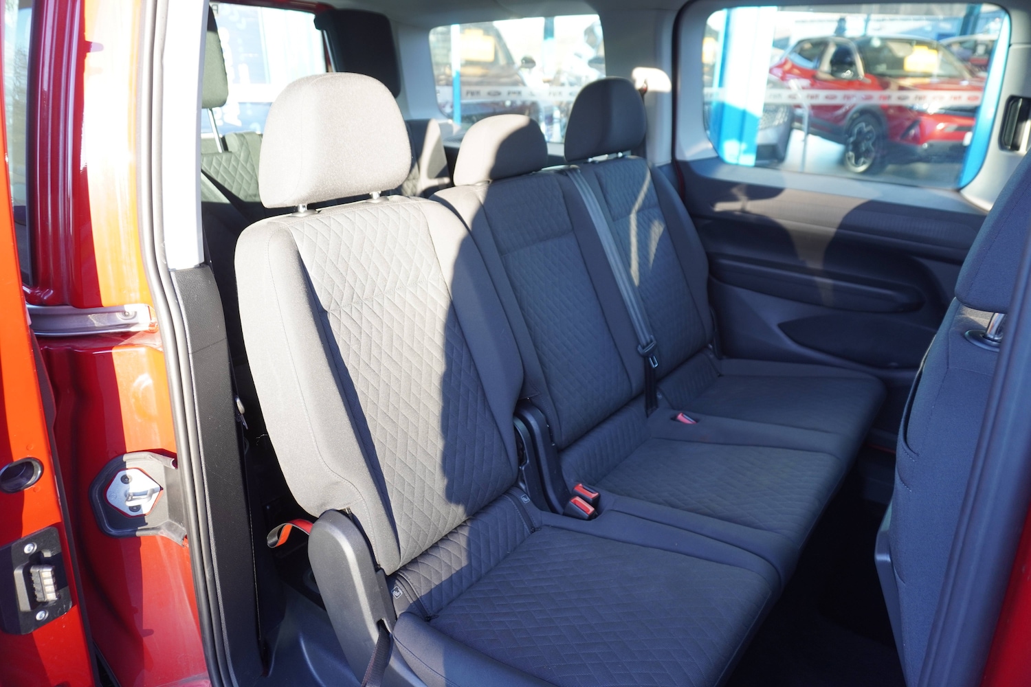 Used Volkswagen Caddy Maxi 2022 for sale - 76723396: Photo 9