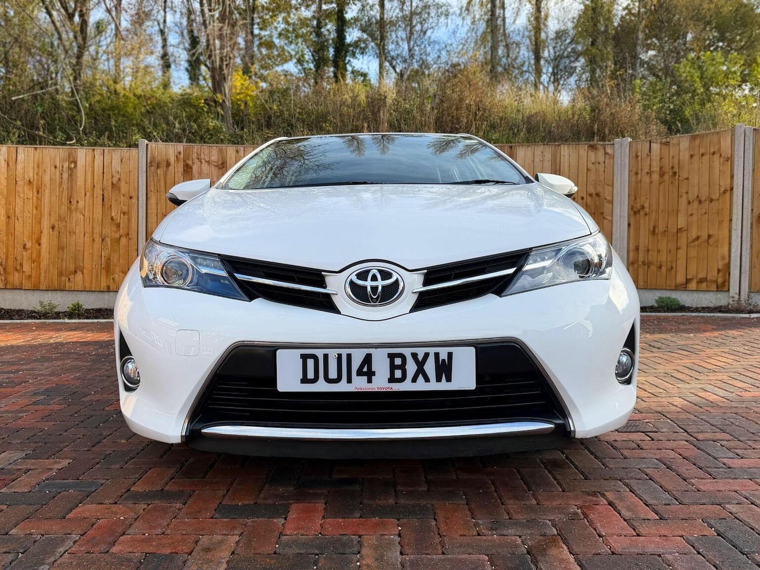 Used Toyota Auris 2014 for sale - 76449405: Photo 2