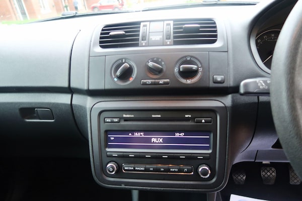Used Skoda Fabia 2012 for sale - 76252366: Photo 25