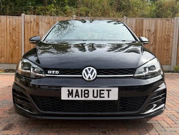 Used Volkswagen Golf 2018 for sale - 79735402: Photo