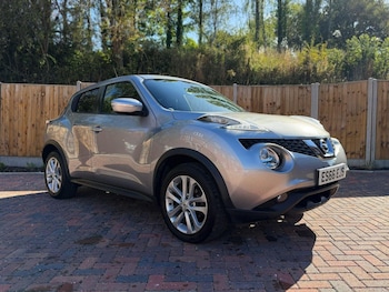 Used Nissan Juke 2016 for sale - 76146401: Photo