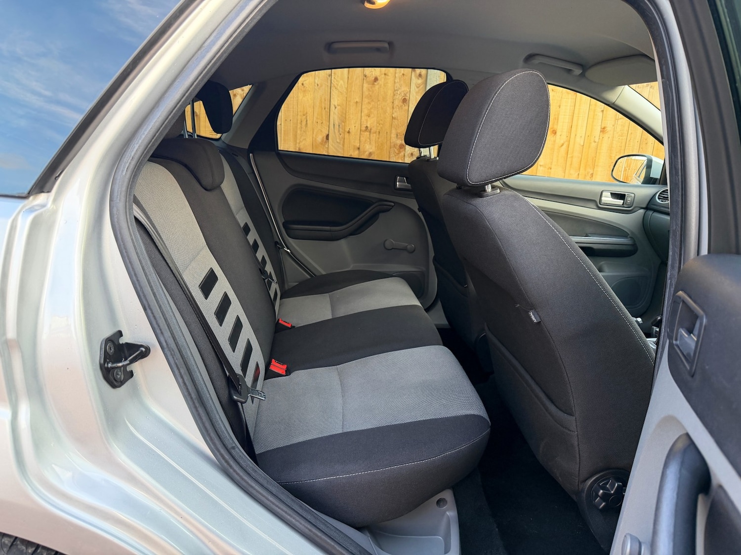 Used Ford Focus 2011 for sale - 77277446: Photo 16