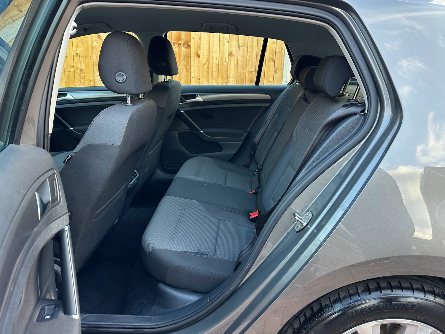 Used Volkswagen Golf 2013 for sale - 76911074: Photo 17