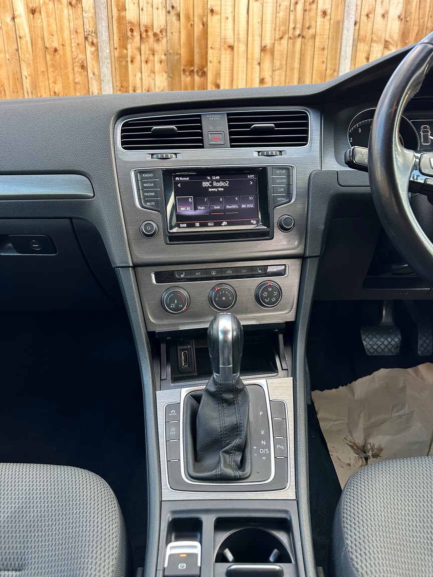 Used Volkswagen Golf 2013 for sale - 76911074: Photo 19