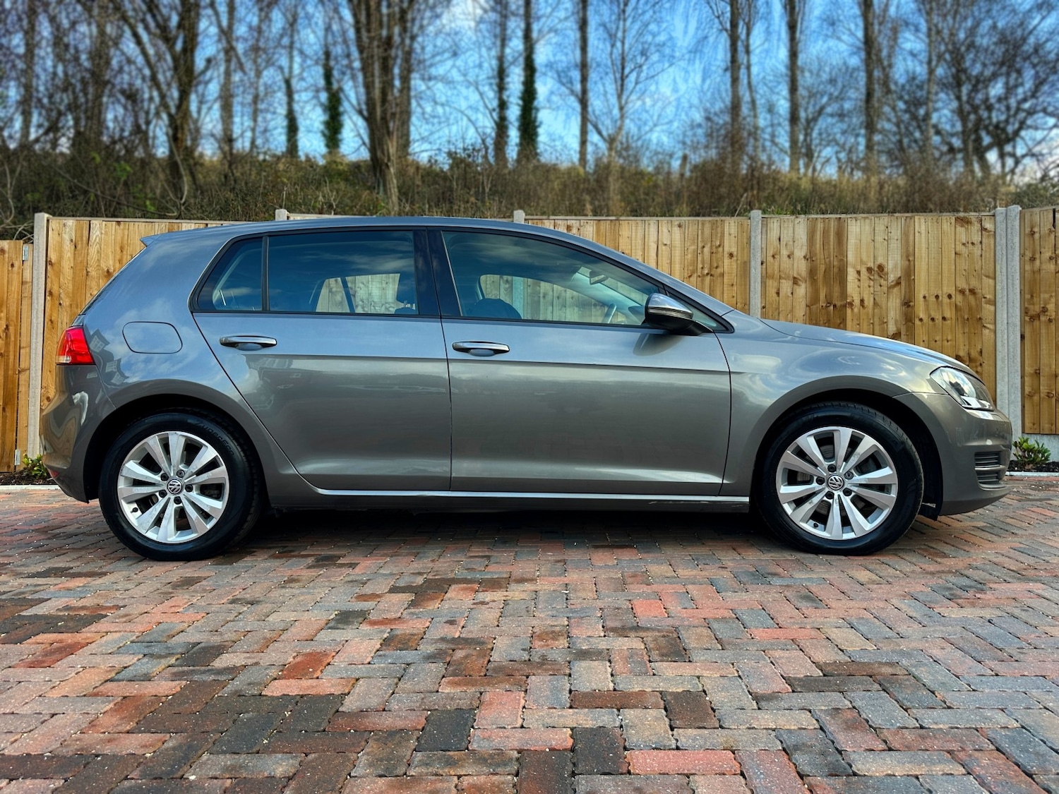 Used Volkswagen Golf 2013 for sale - 76911074: Photo 5