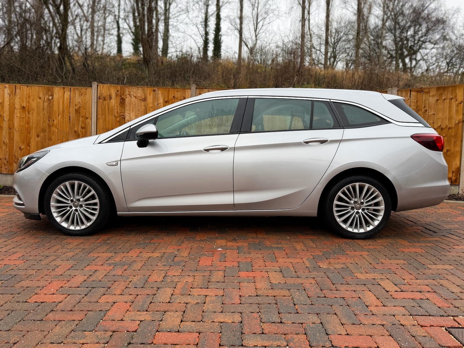 Used Vauxhall Astra 2017 for sale - 77742913: Photo 10