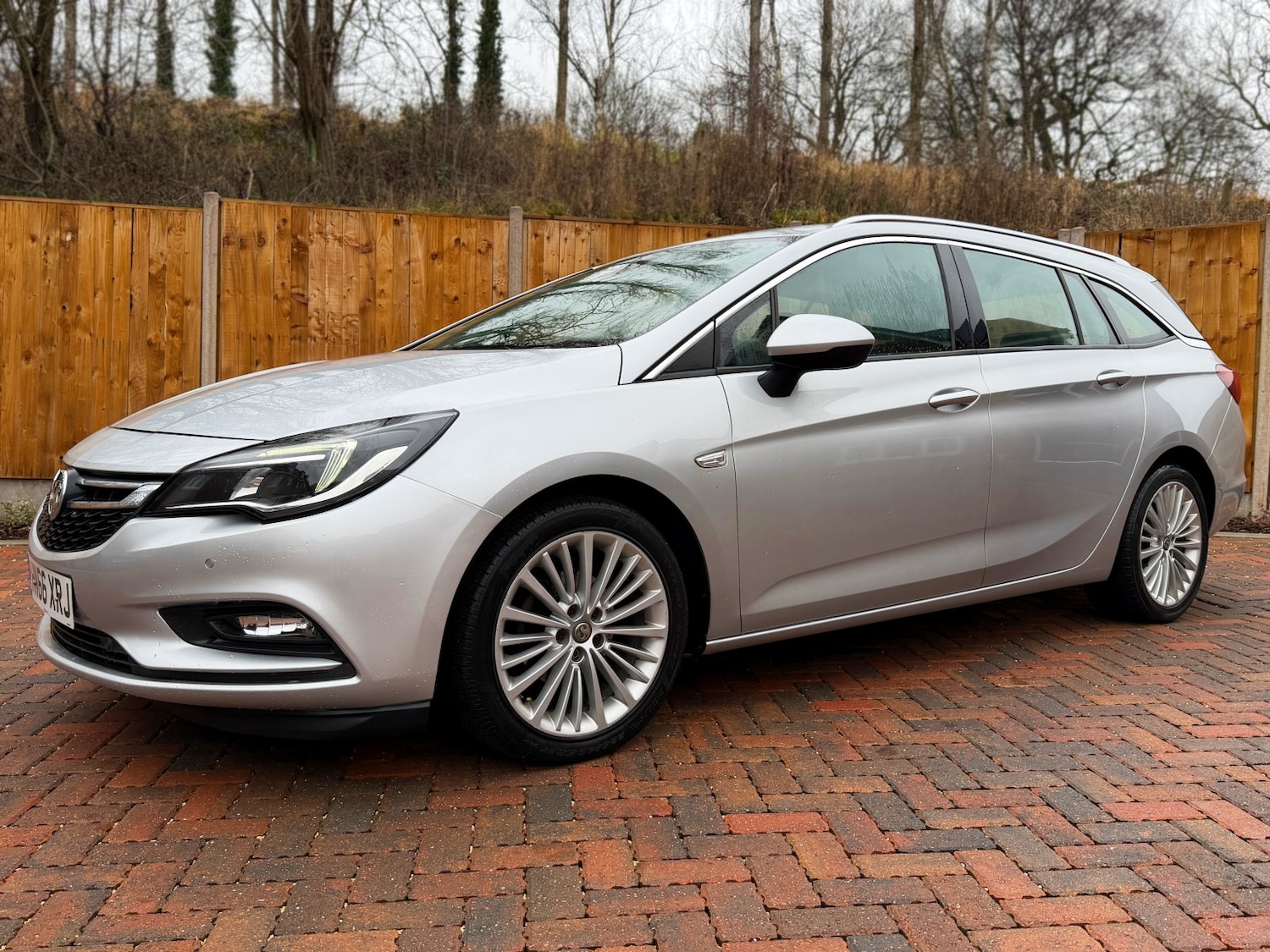 Used Vauxhall Astra 2017 for sale - 77742913: Photo 11