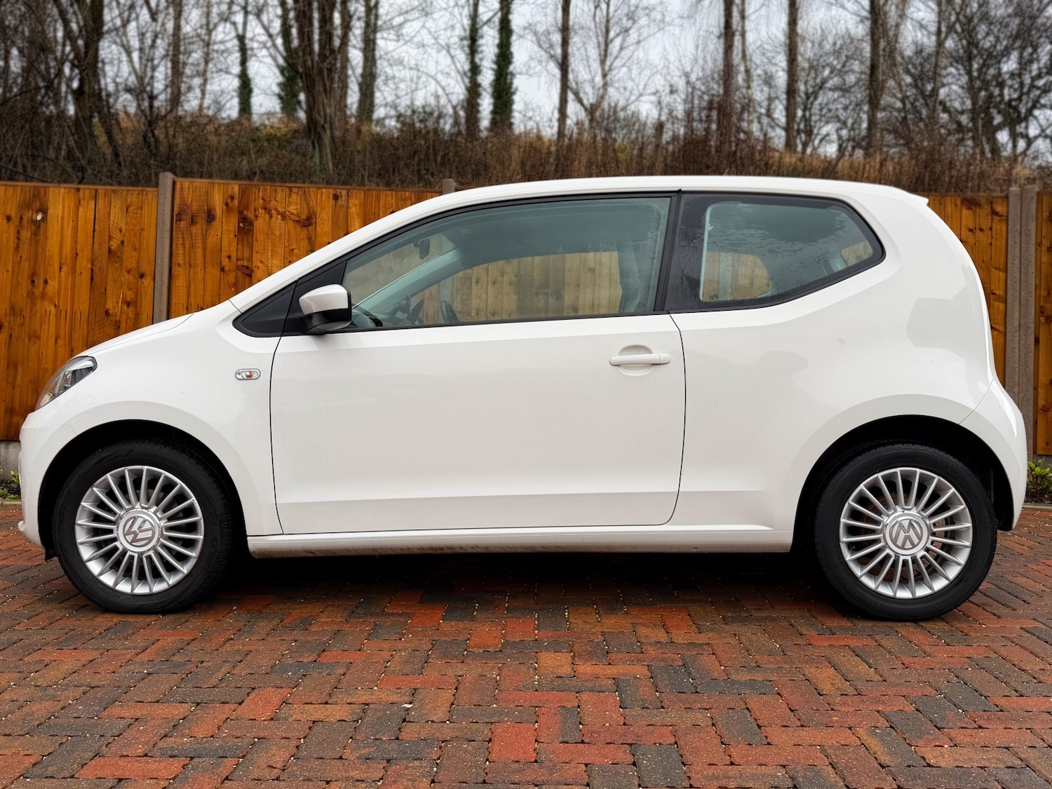 Used Volkswagen up! 2015 for sale - 77572825: Photo 10