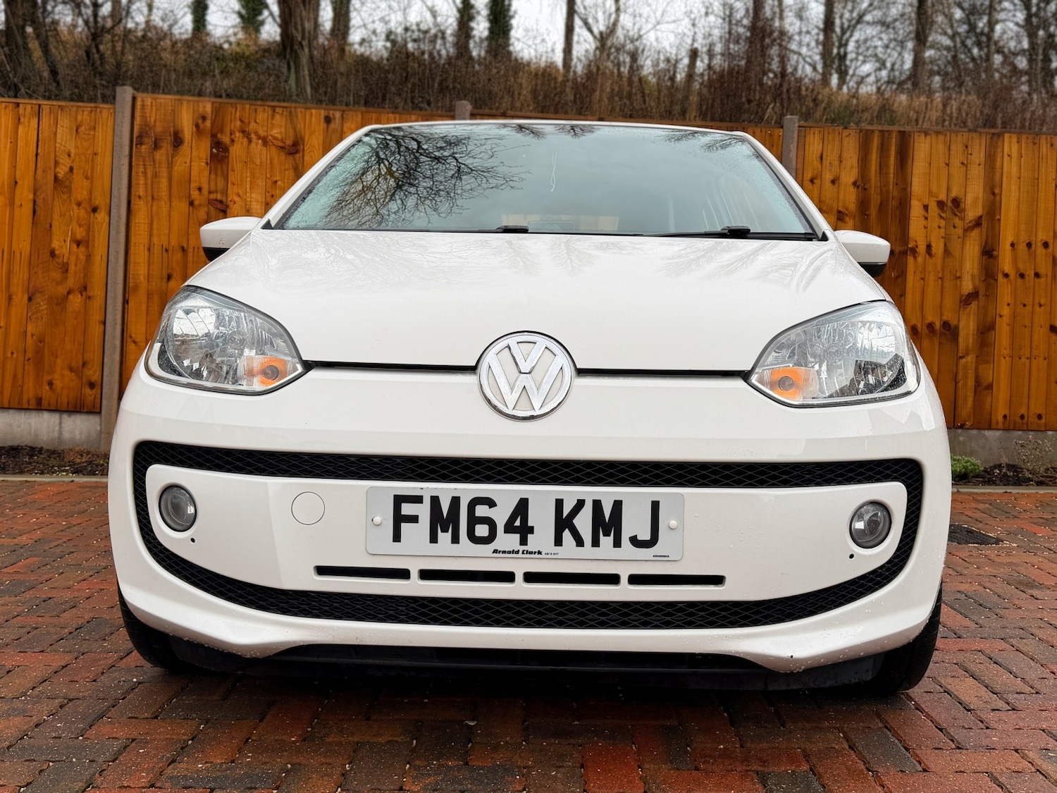 Used Volkswagen up! 2015 for sale - 77572825: Photo 2