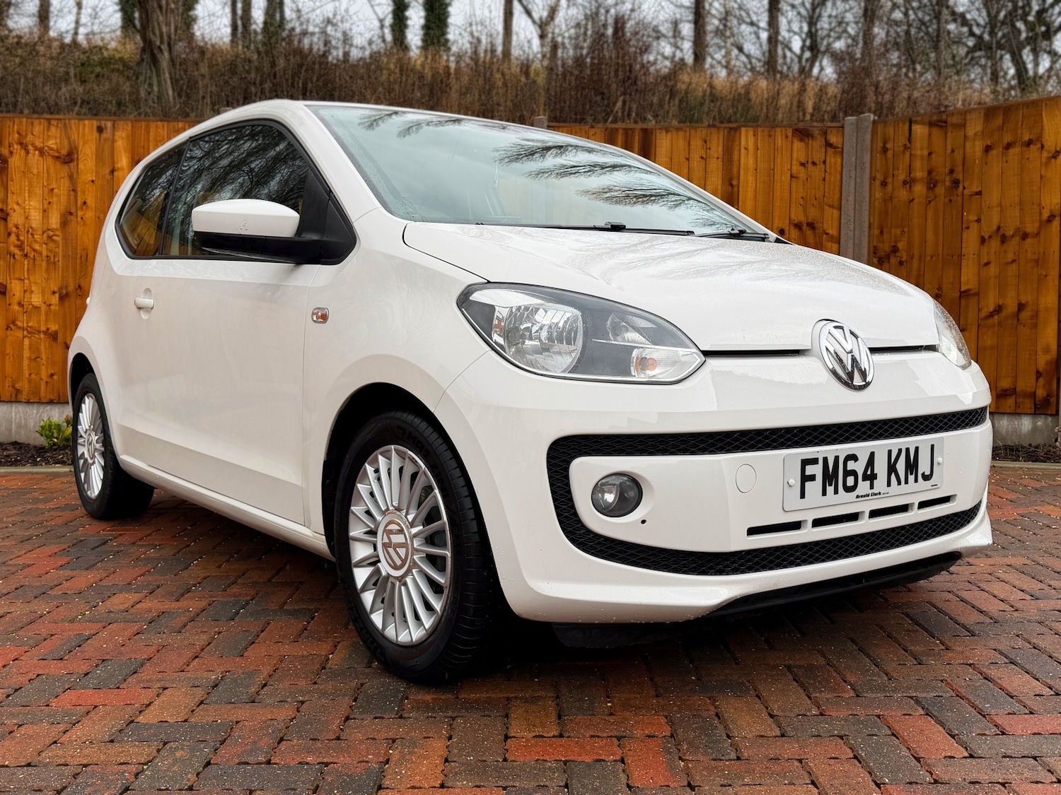 Used Volkswagen up! 2015 for sale - 77572825: Photo 4