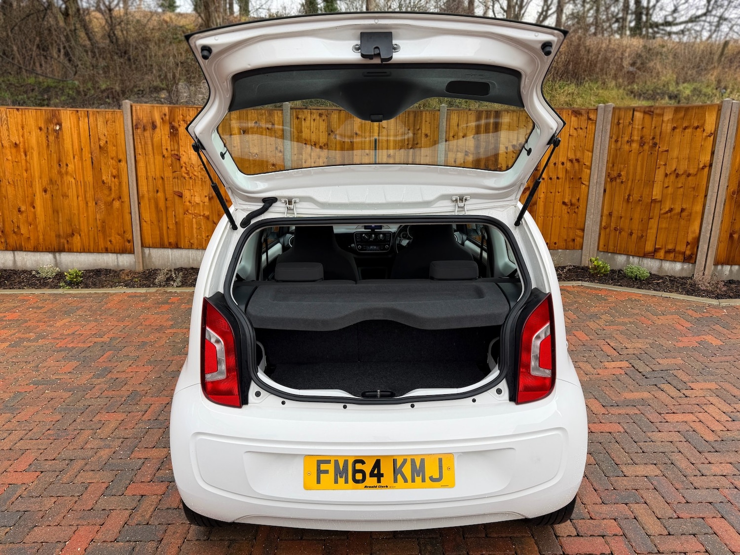 Used Volkswagen up! 2015 for sale - 77572825: Photo 8