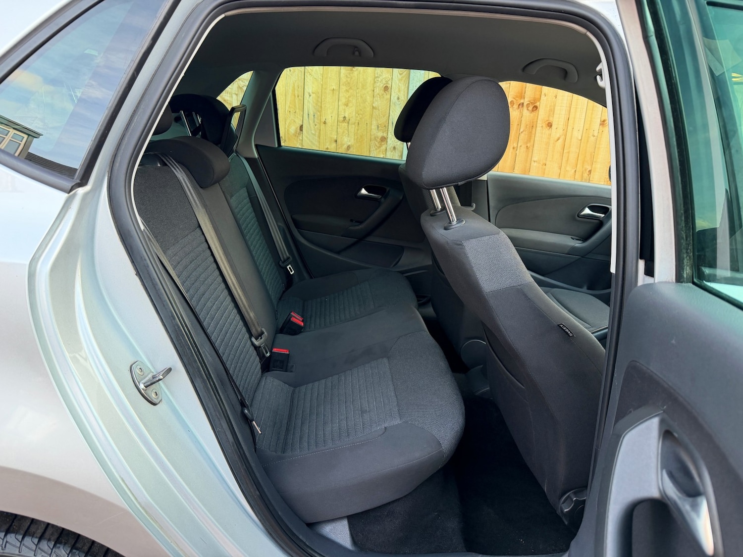 Used Volkswagen Polo 2013 for sale - 77277425: Photo 16