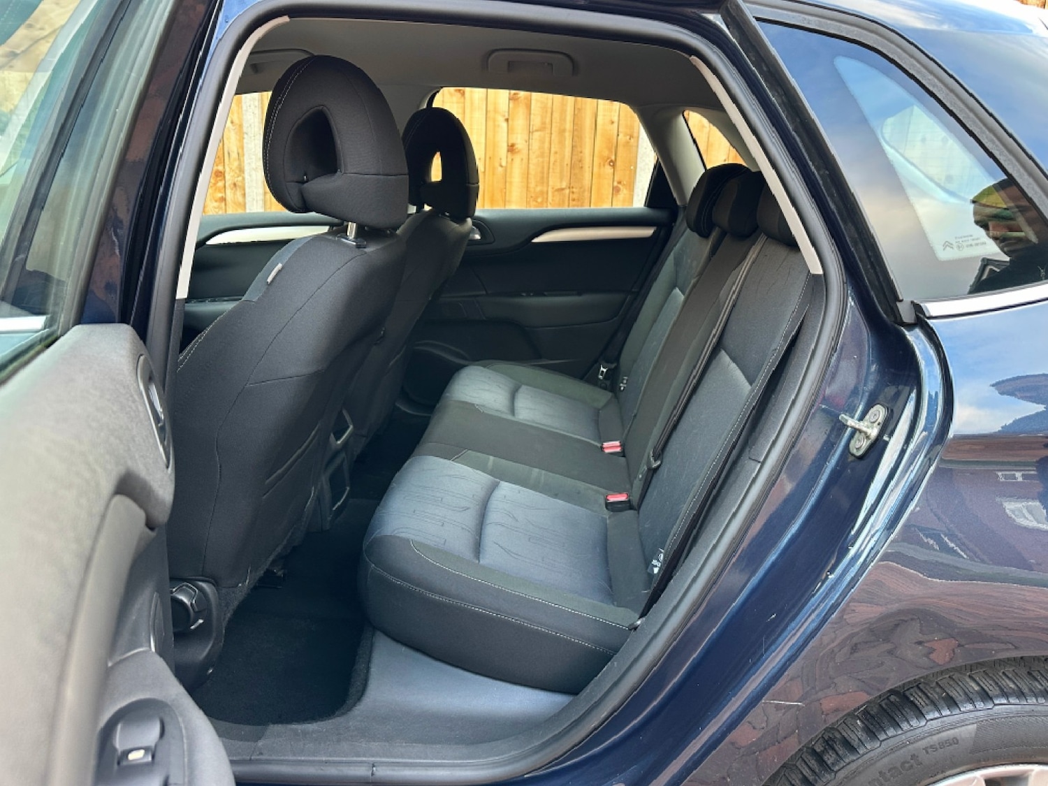 Used Citroen C4 2012 for sale - 76910986: Photo 17