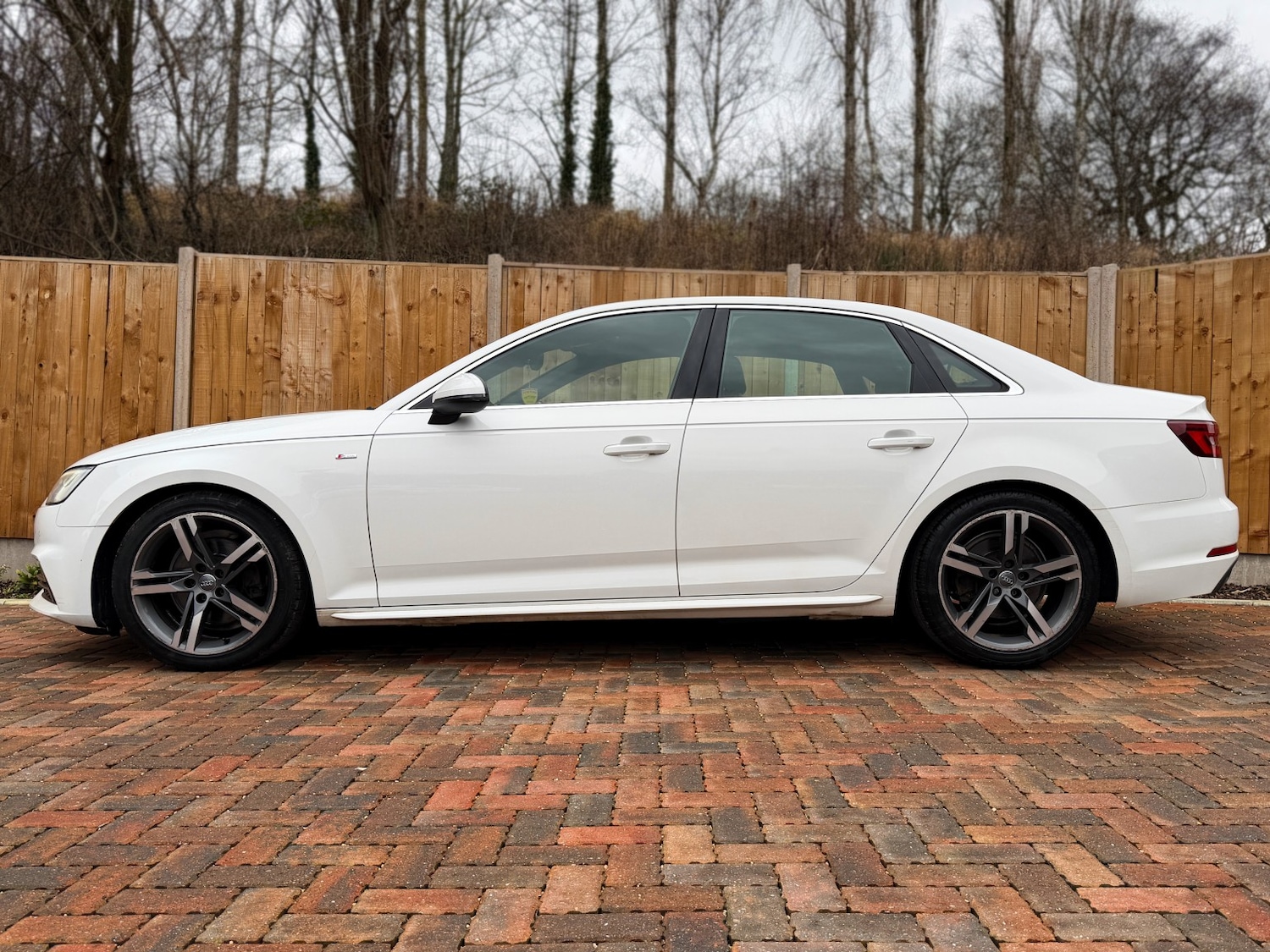 Used Audi A4 2017 for sale - 77694226: Photo 11