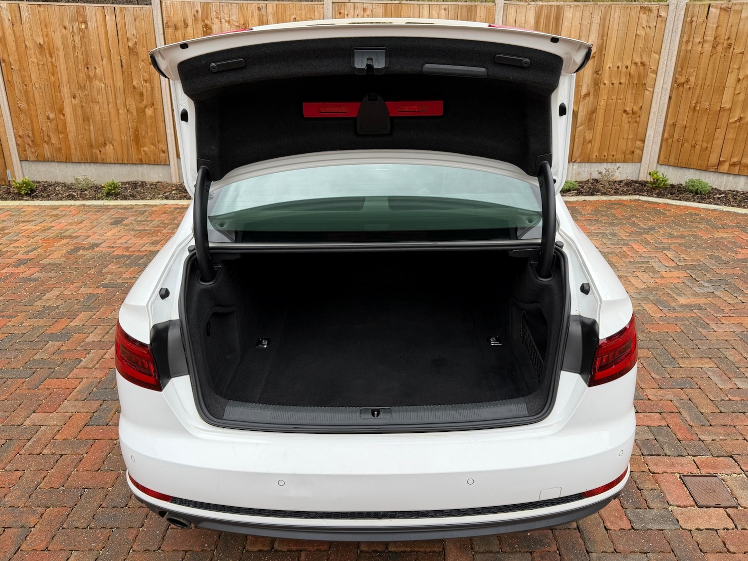 Used Audi A4 2017 for sale - 77694226: Photo 9