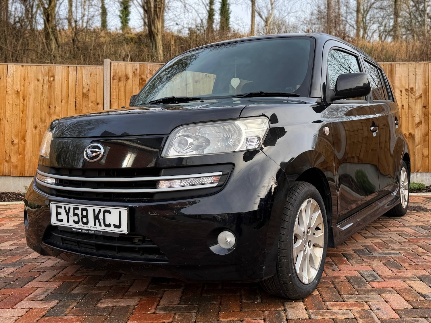 Used Daihatsu Materia 2008 for sale - 77595344: Photo 12