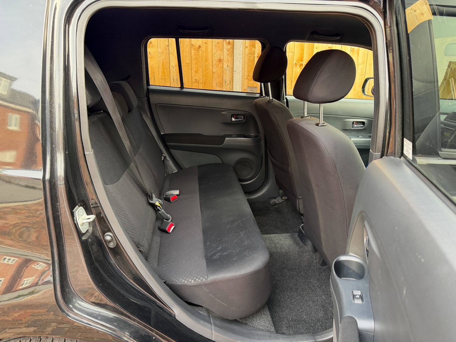 Used Daihatsu Materia 2008 for sale - 77595344: Photo 16