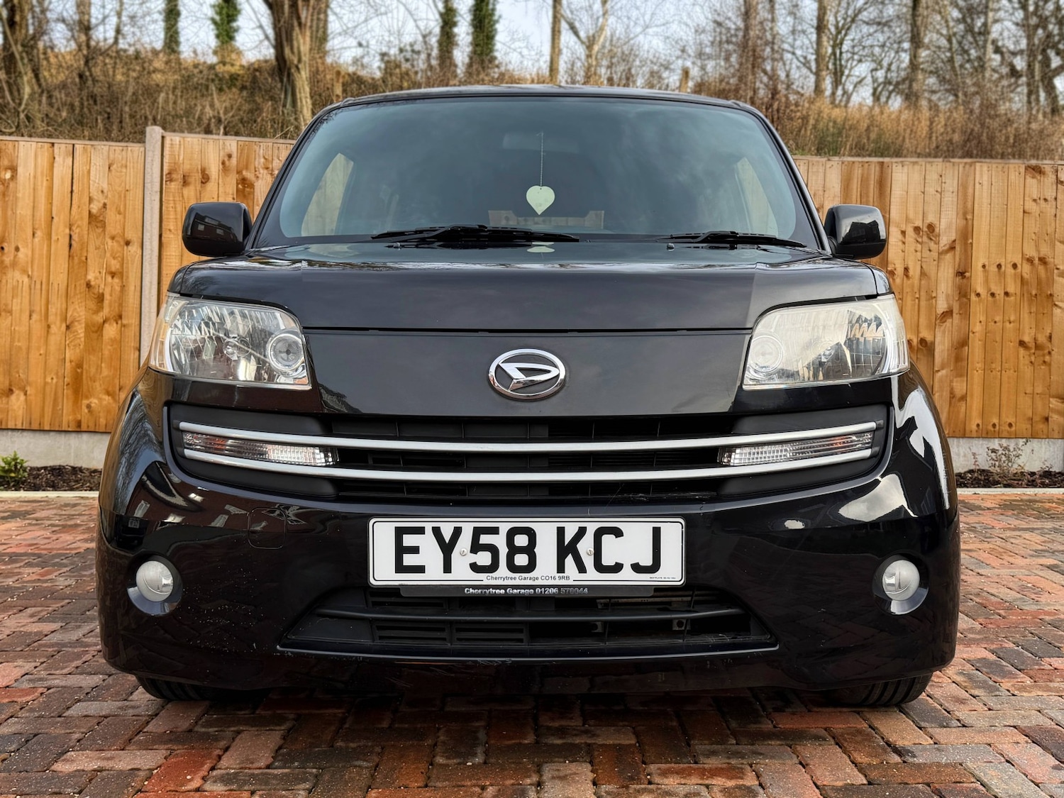 Used Daihatsu Materia 2008 for sale - 77595344: Photo 2