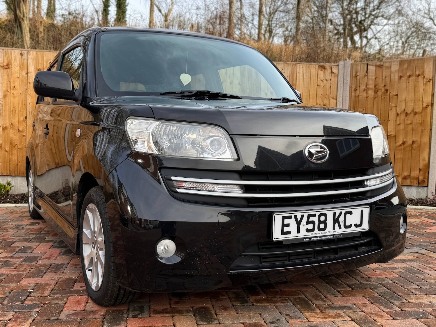 Used Daihatsu Materia 2008 for sale - 77595344: Photo 3