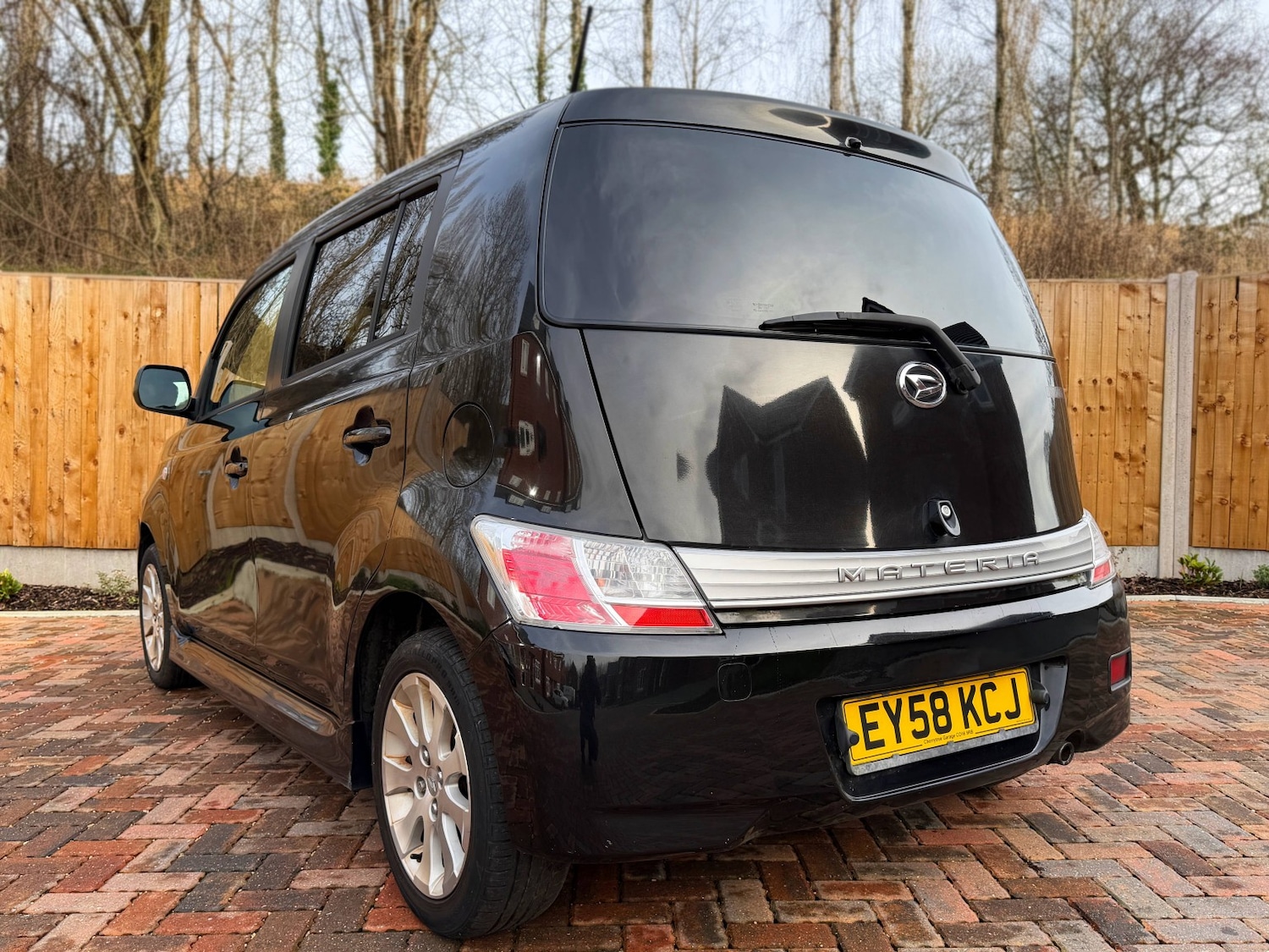 Used Daihatsu Materia 2008 for sale - 77595344: Photo 9