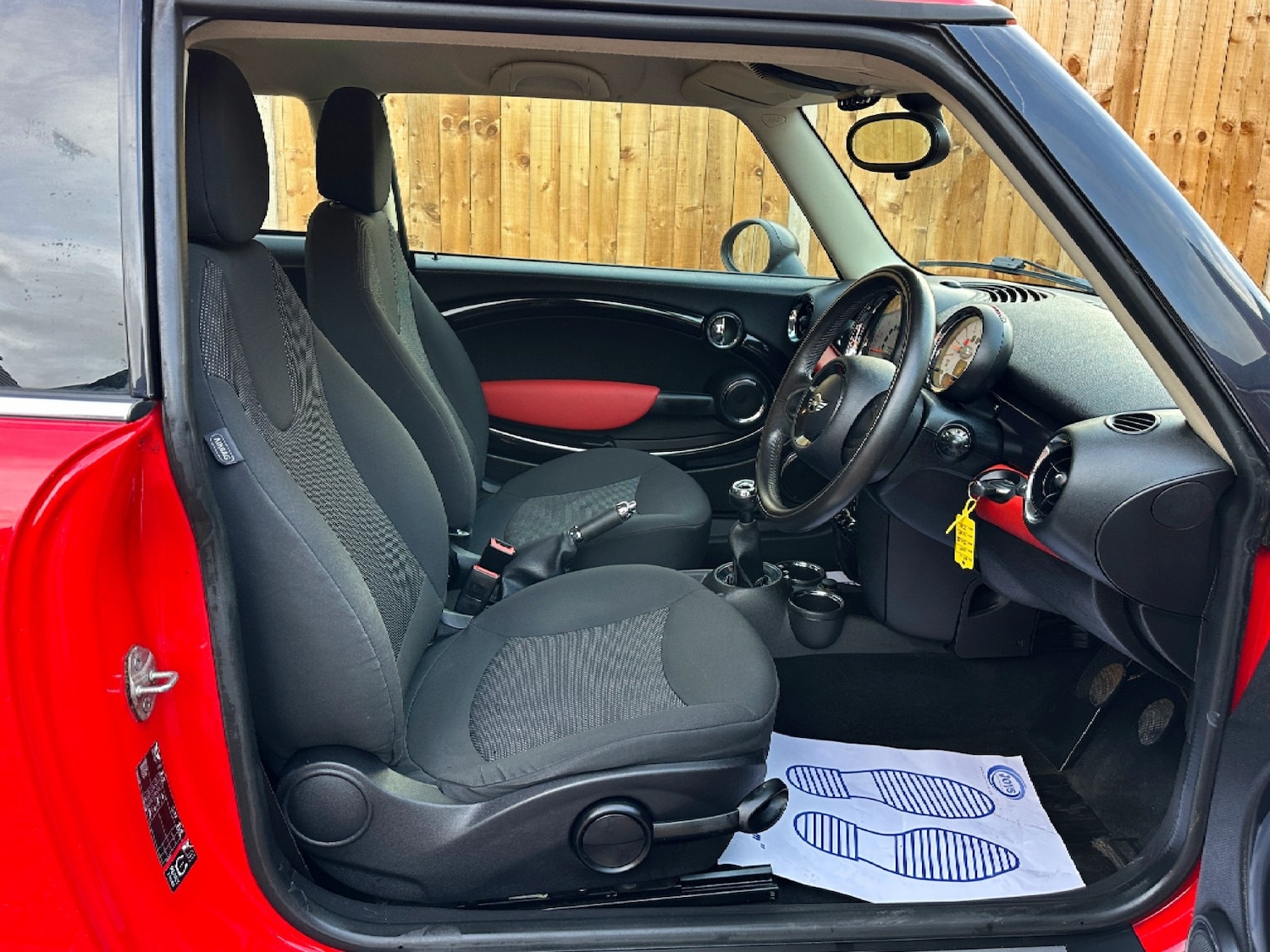 Used MINI Hatch 2011 for sale - 76910990: Photo 13