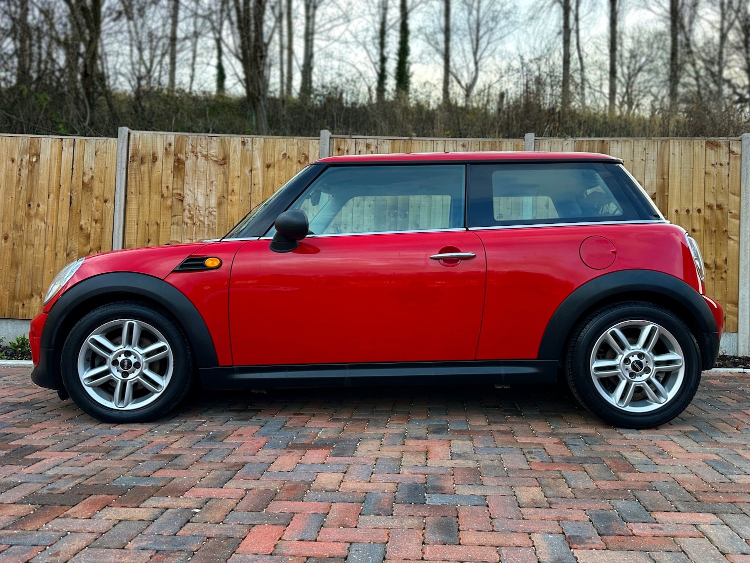 Used MINI Hatch 2011 for sale - 76910990: Photo 9