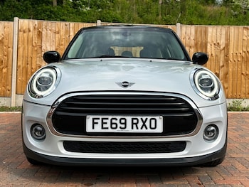 Used MINI Hatch 2019 for sale - 78526439: Photo