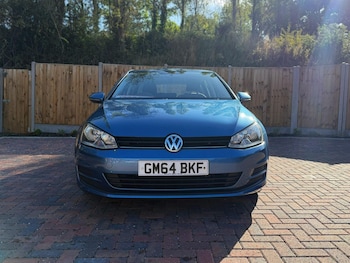 Used Volkswagen Golf 2015 for sale - 77001513: Photo