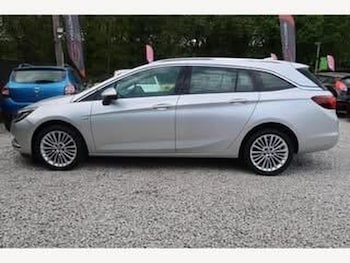 Used Vauxhall Astra 2017 for sale - 76497419: Photo