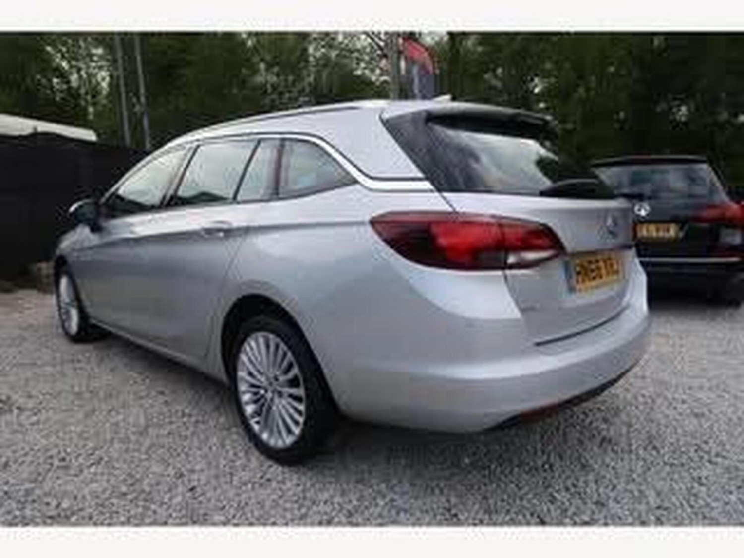 Used Vauxhall Astra 2017 for sale - 77164757: Photo 3