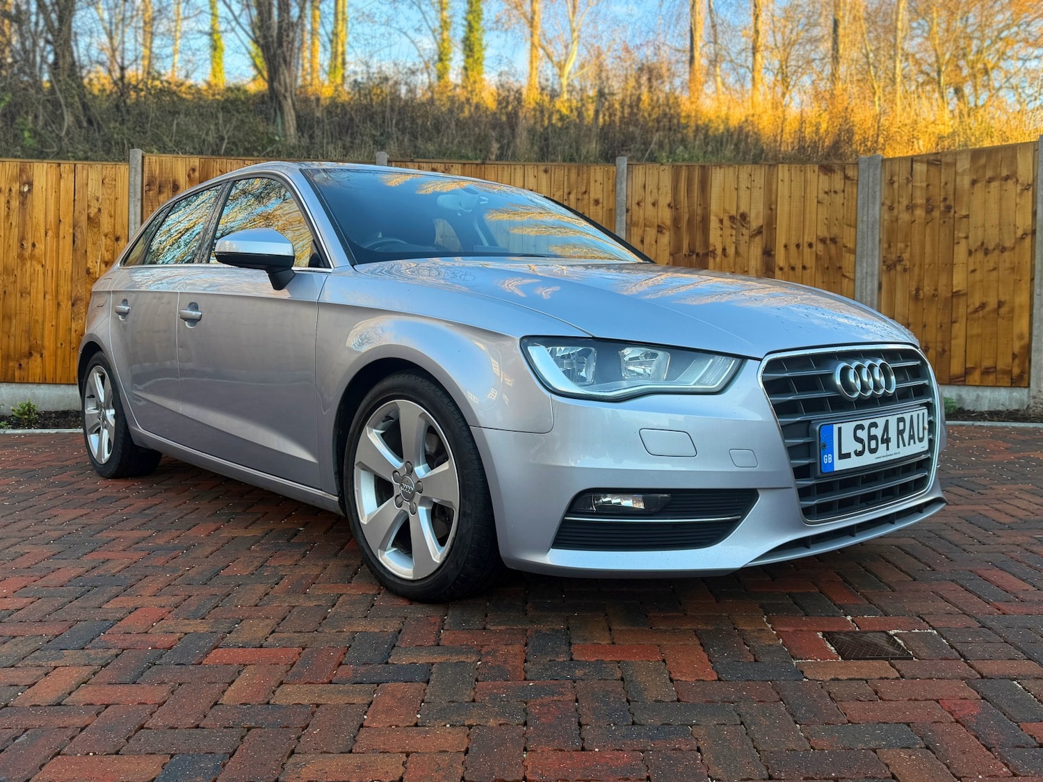 Used Audi A3 2014 for sale - 76741322: Photo 4