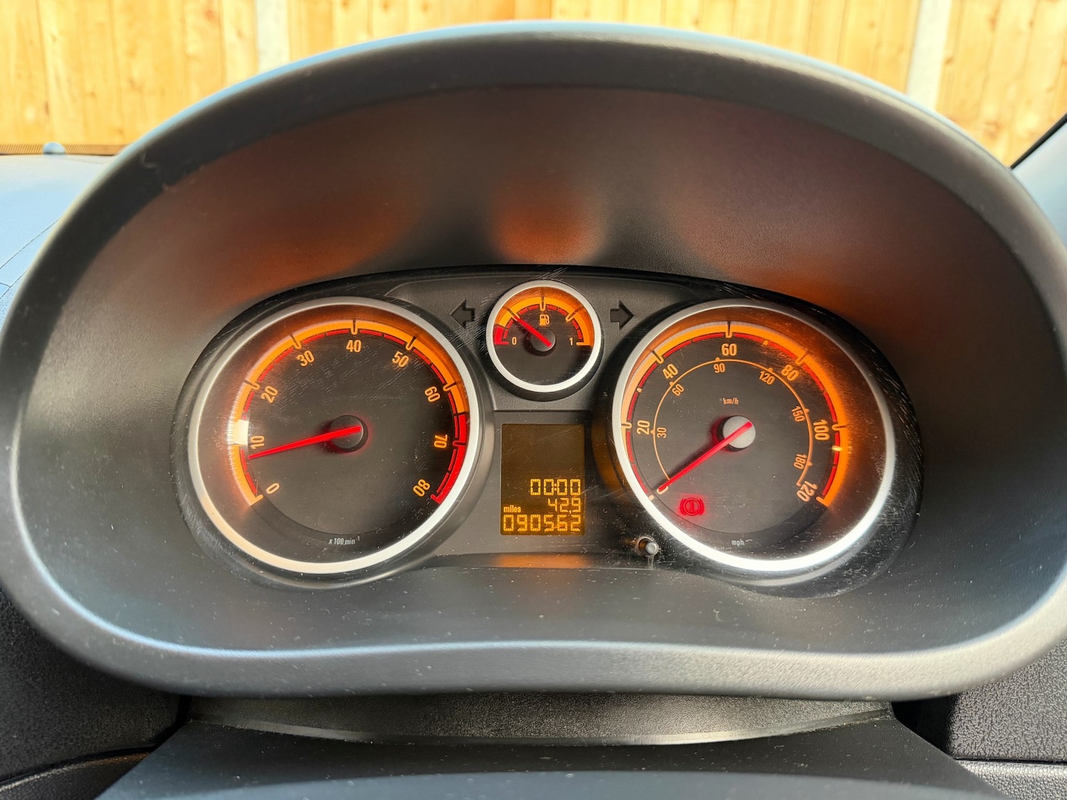 Used Vauxhall Corsa 2012 for sale - 76741360: Photo 21