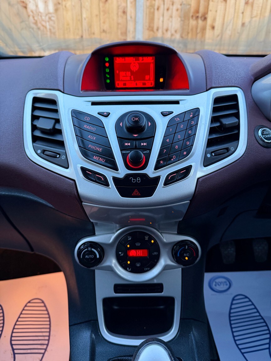 Used Ford Fiesta 2009 for sale - 76656037: Photo 18