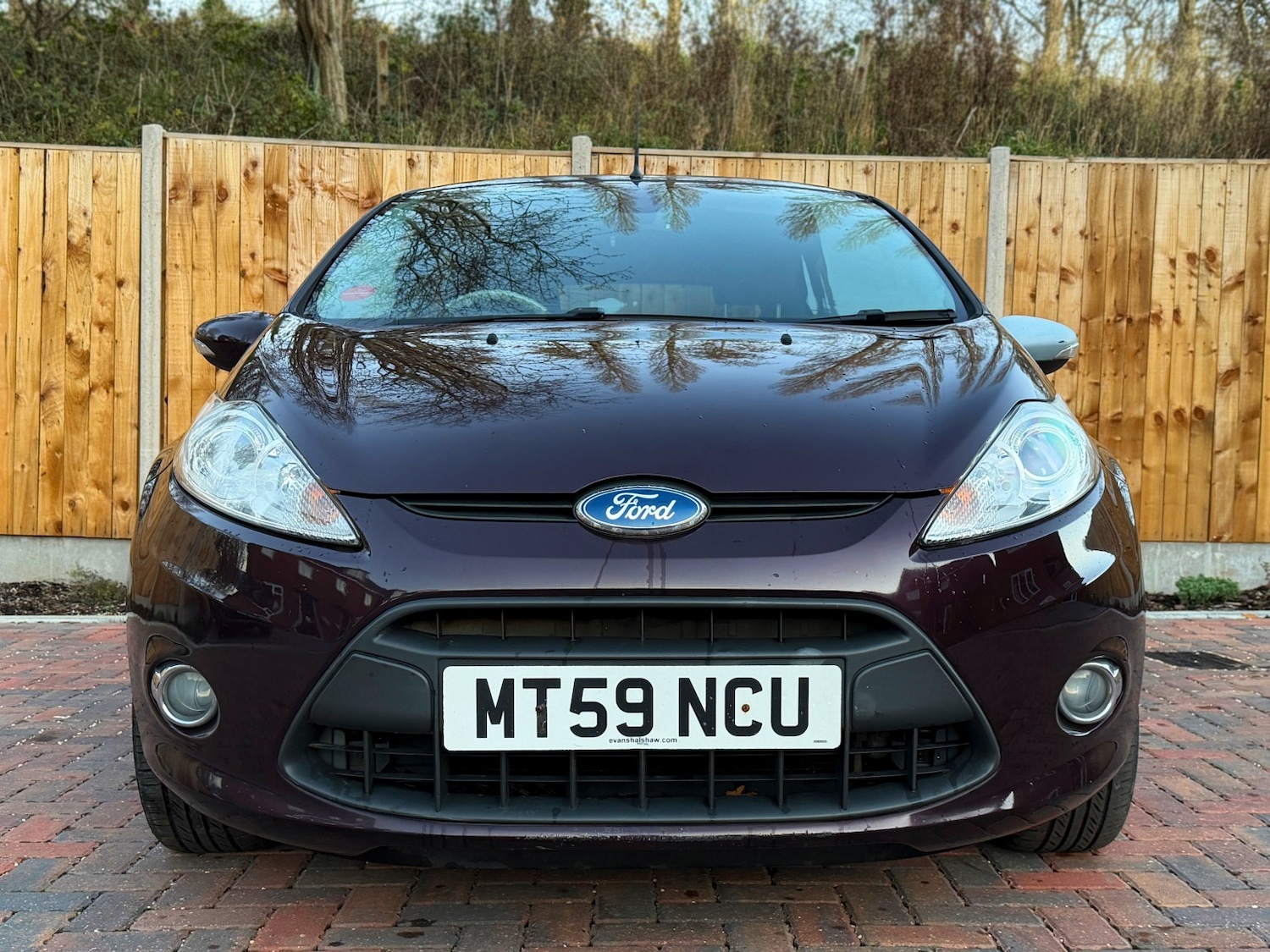 Used Ford Fiesta 2009 for sale - 76656037: Photo 2