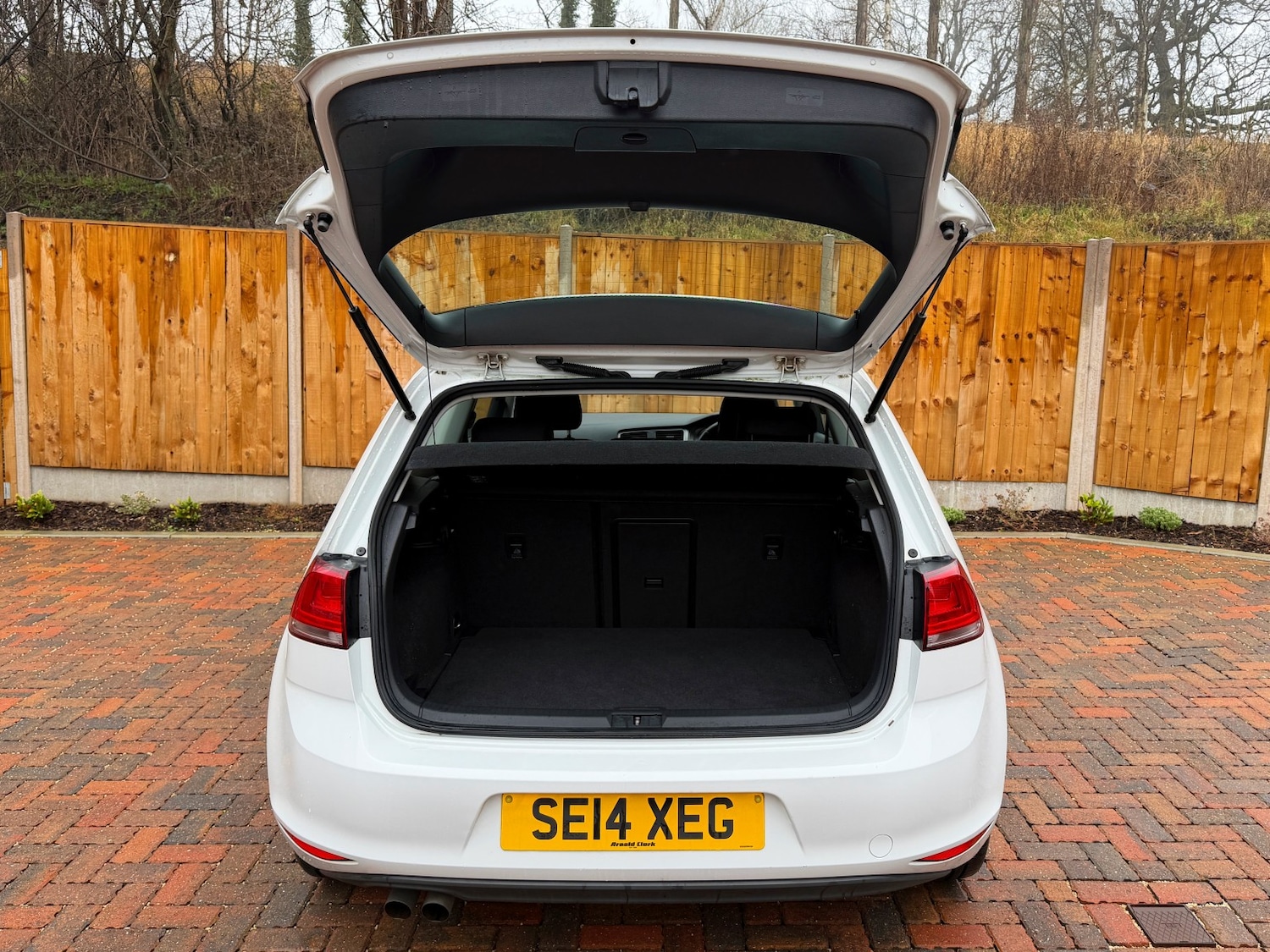 Used Volkswagen Golf 2014 for sale - 77438278: Photo 8