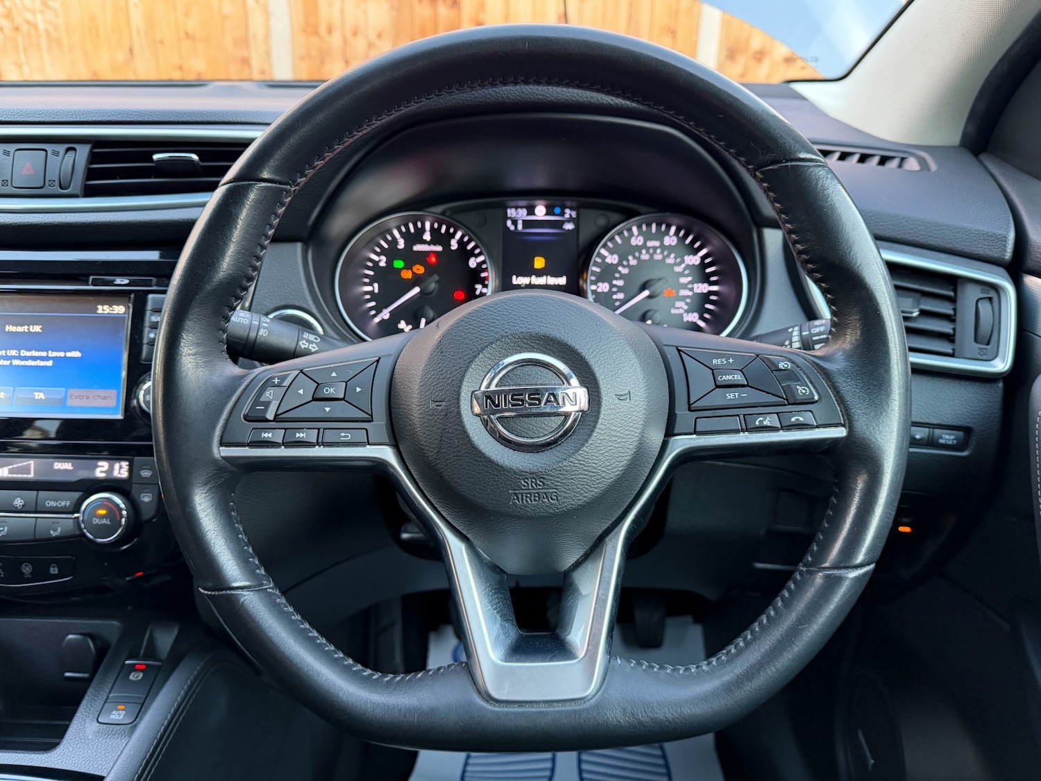 Used Nissan Qashqai 2017 for sale - 76656010: Photo 22