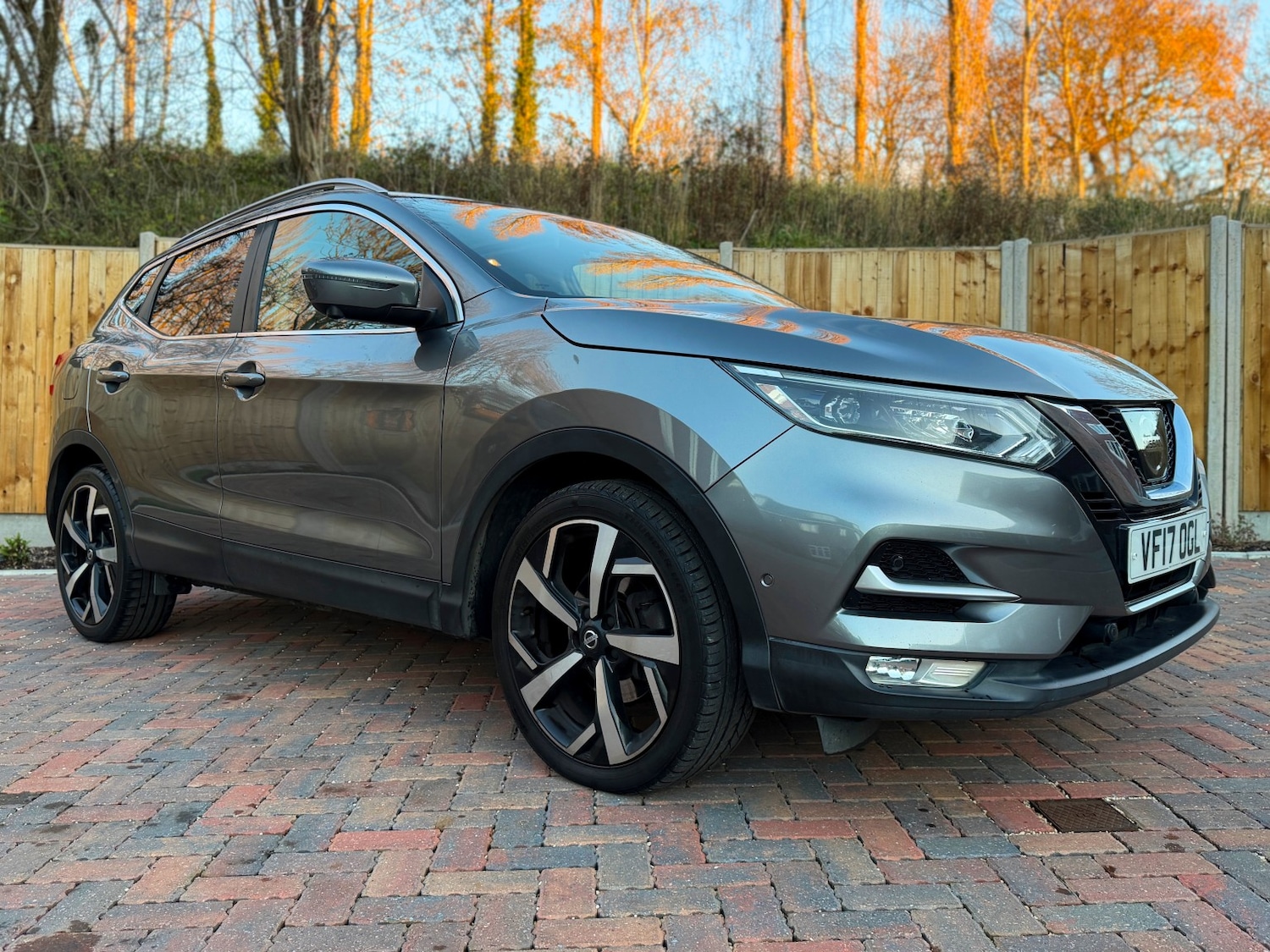 Used Nissan Qashqai 2017 for sale - 76656010: Photo 3